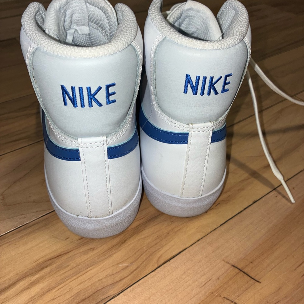 Nike Kids White and Blue Sneakers
